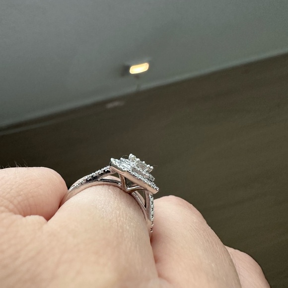 Diamond double halo engagement ring. - Picture 3 of 4